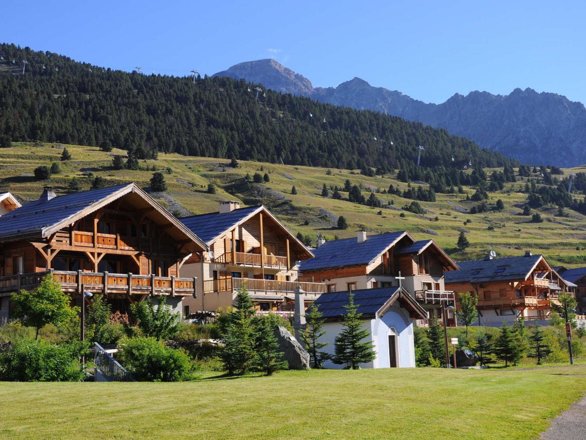 3 Pieces Confort - 6 Pers - Pistes - Wifi - Parking - Fr-1-445-6 Montgenevre Luaran gambar